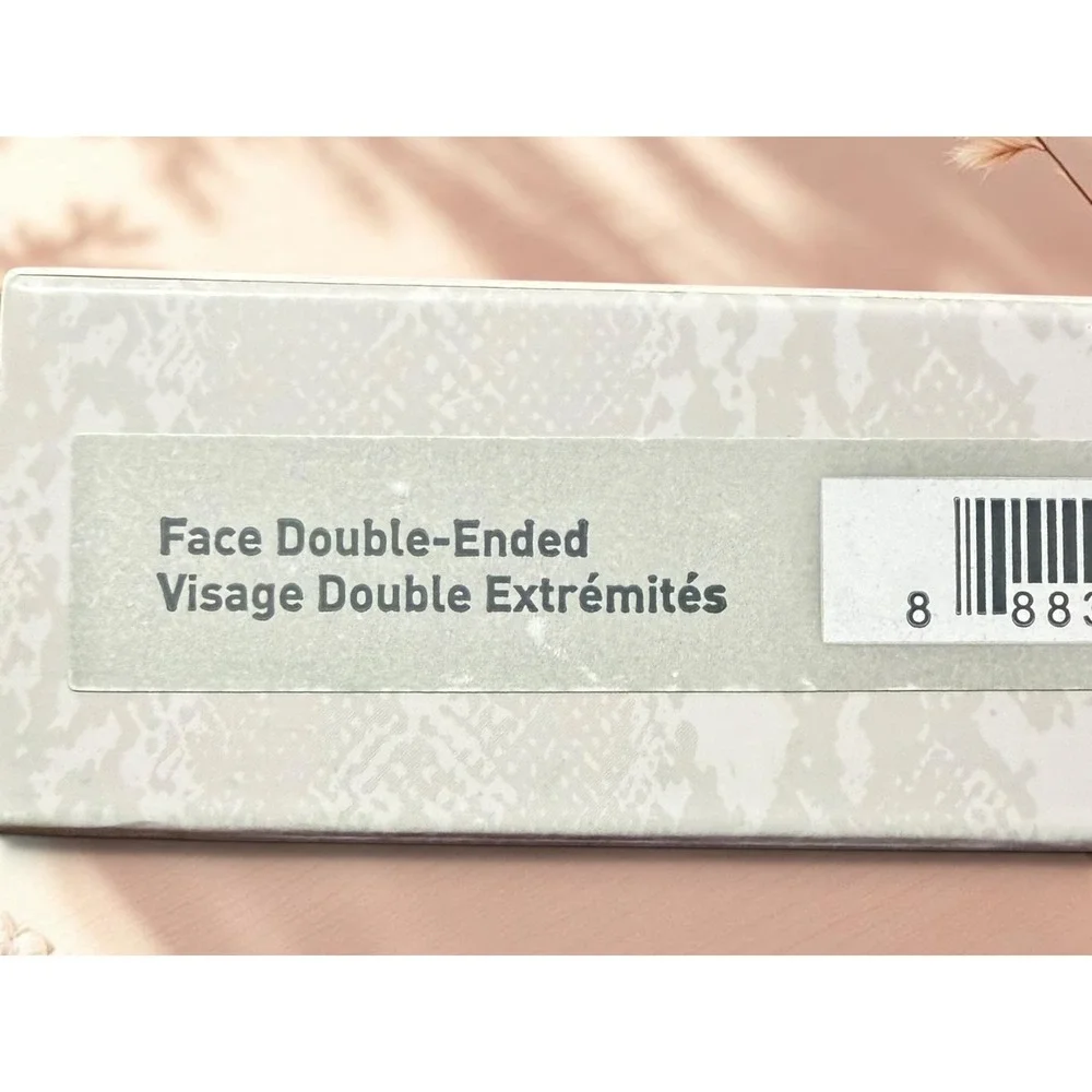 Mally - Beauty‎ Face Double-Ended Makeup Brush - Foundation Concealer - *NEW!*